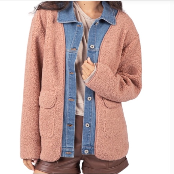 Jackets & Blazers - NWT Women’s Blush Soft Fleece/Sherpa Denim Jacket Size L